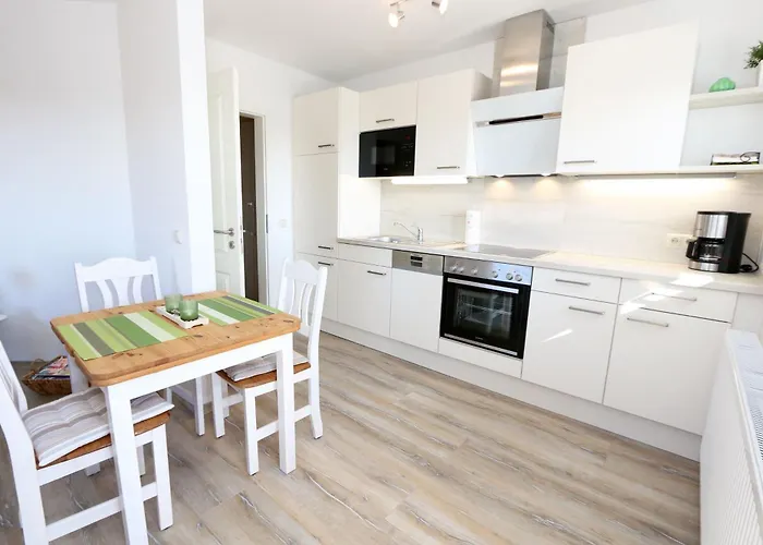 Vineta Whg 14 Meerblick Mit Suedbalkon شقة